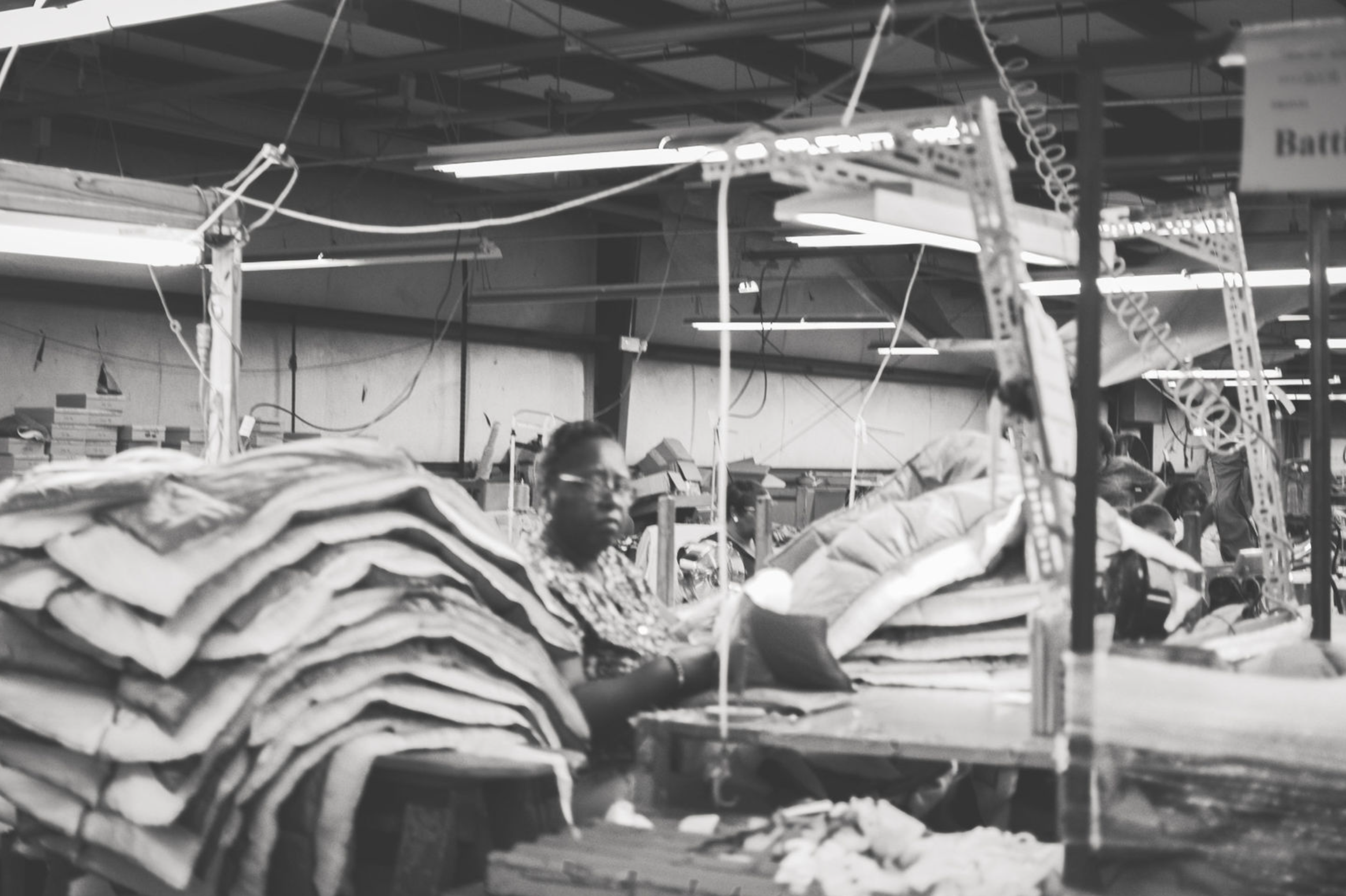 Sewing factory interior photo 9